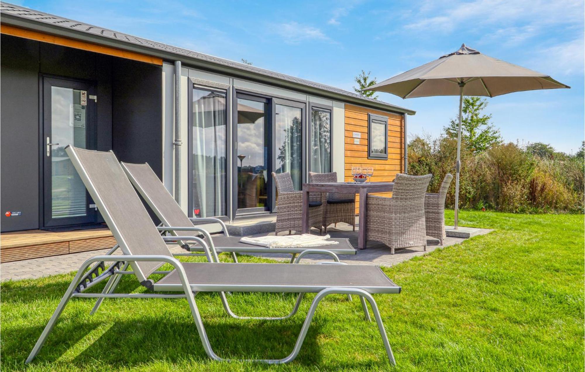 Lovely Home In Suesel With House A Panoramic View Susel Exterior foto